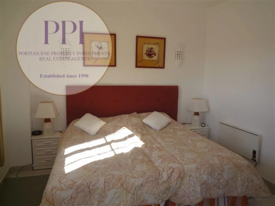 Moradia T2 para Venda em Budens Foto 24