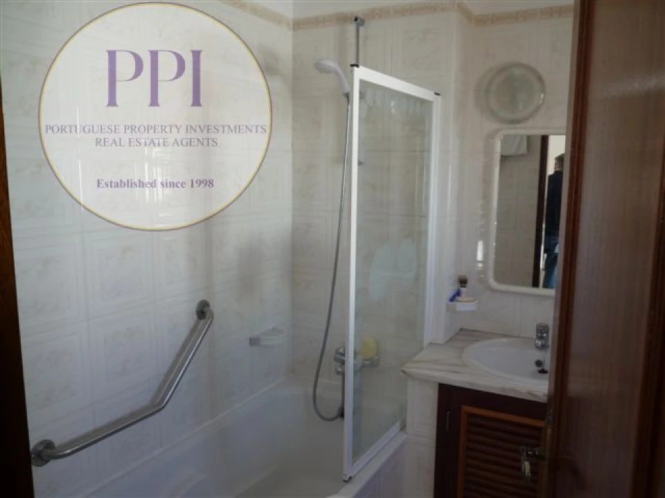 Moradia T2 para Venda em Budens Foto 28