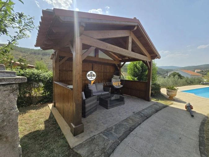 Moradia T4 para Venda em São Vicente da Beira Foto 6