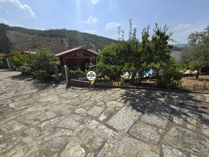 Moradia T4 para Venda em São Vicente da Beira Foto 7