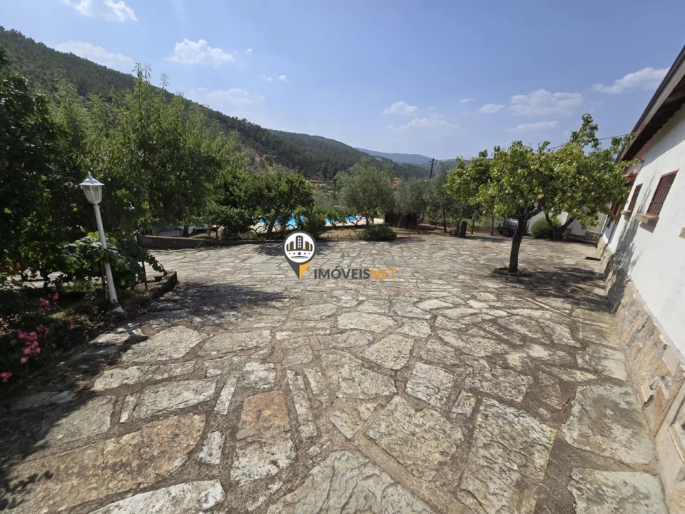 Moradia T4 para Venda em São Vicente da Beira Foto 8