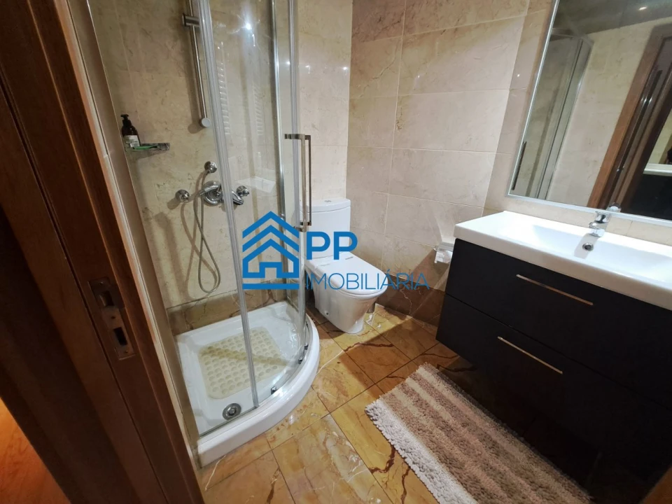 Apartamento T3 para Venda em São Mamede de Infesta e Senhora da Hora Foto 22