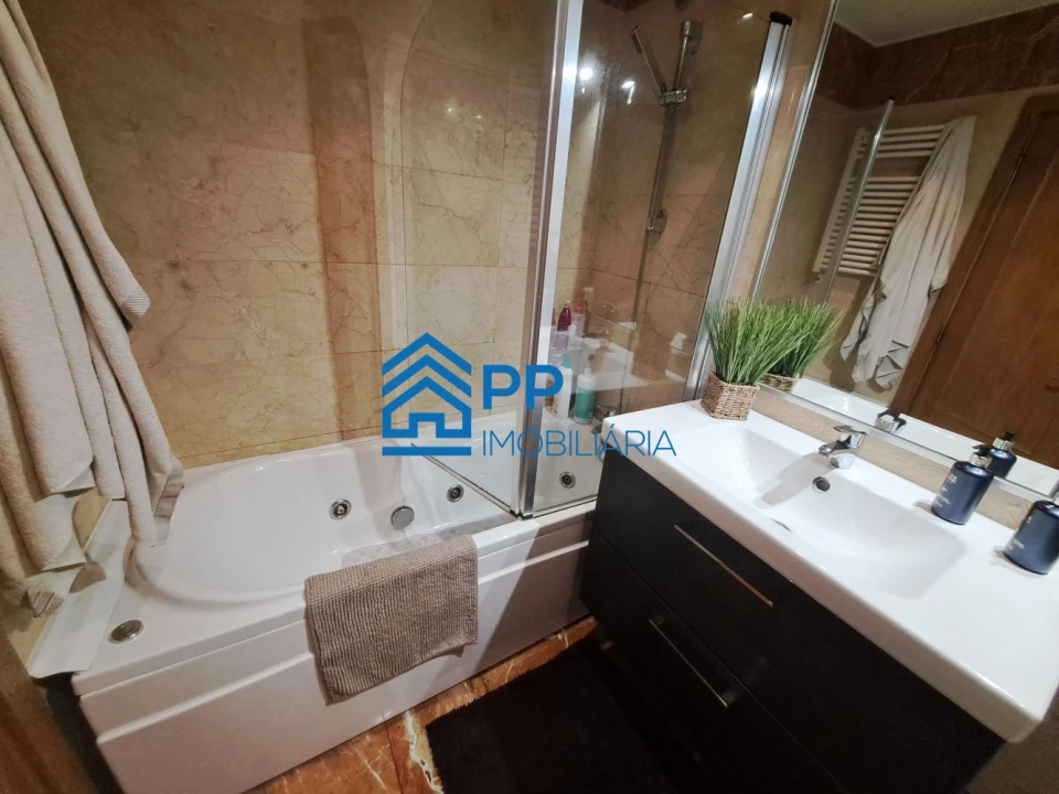 Apartamento T3 para Venda em São Mamede de Infesta e Senhora da Hora Foto 19