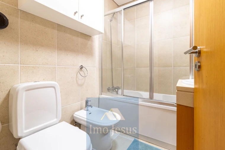 Apartamento T2 para Venda em Canelas Foto 17