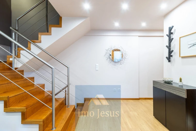 Apartamento T2 para Venda em Canelas Foto 9