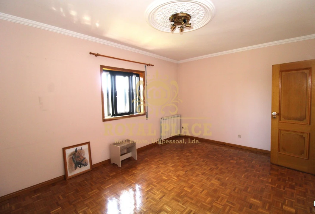 Moradia T2 para Venda em Fiães Foto 5