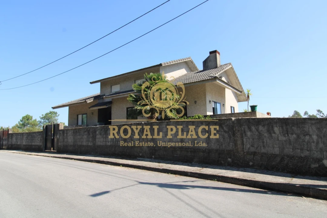 Moradia T2 para Venda em Fiães Foto 1