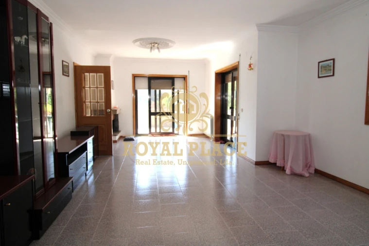 Moradia T2 para Venda em Fiães Foto 4