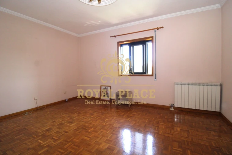 Moradia T2 para Venda em Fiães Foto 6