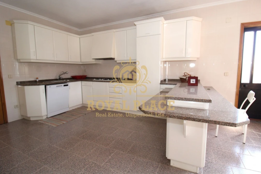 Moradia T2 para Venda em Fiães Foto 11