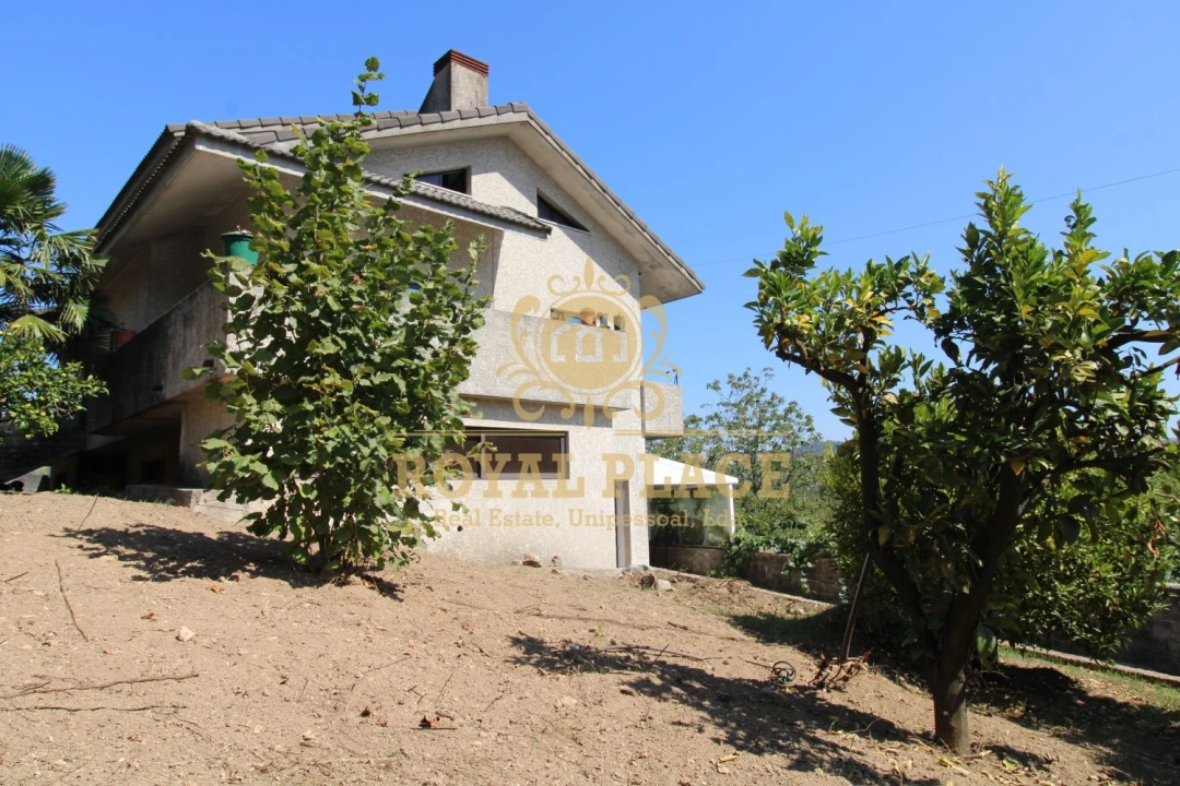 Moradia T2 para Venda em Fiães Foto 38