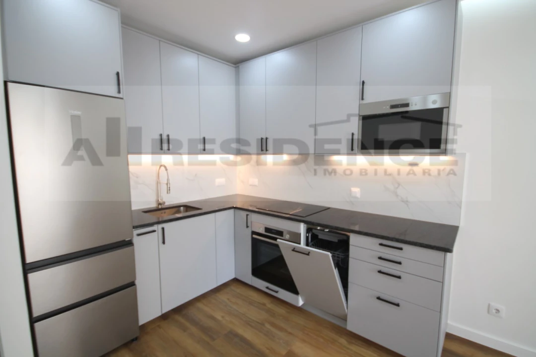 Apartamento T2 para Venda em Armação de Pera Foto 4