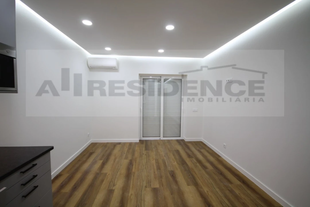 Apartamento T2 para Venda em Armação de Pera Foto 5