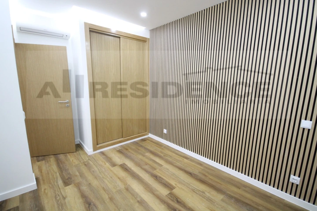 Apartamento T2 para Venda em Armação de Pera Foto 13