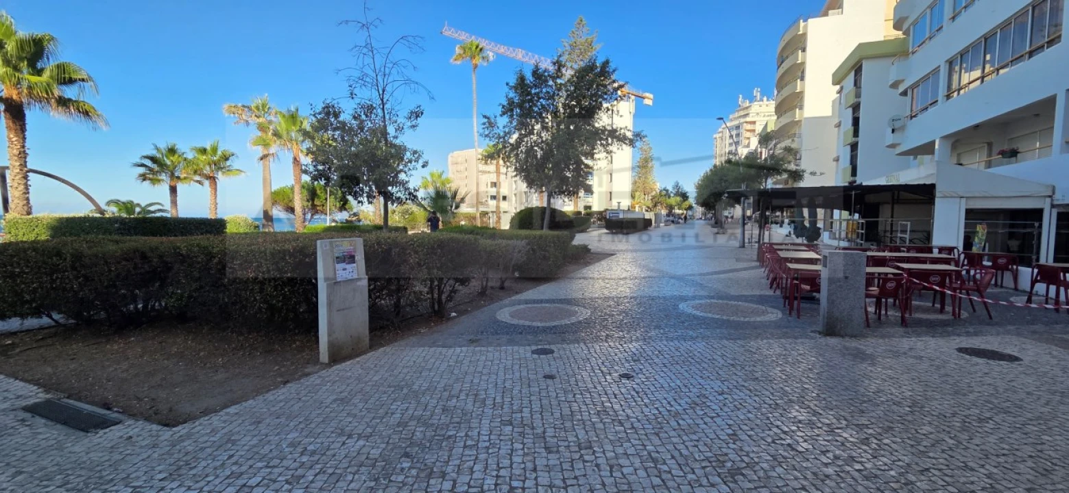 Apartamento T2 para Venda em Armação de Pera Foto 18