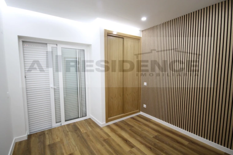 Apartamento T2 para Venda em Armação de Pera Foto 9