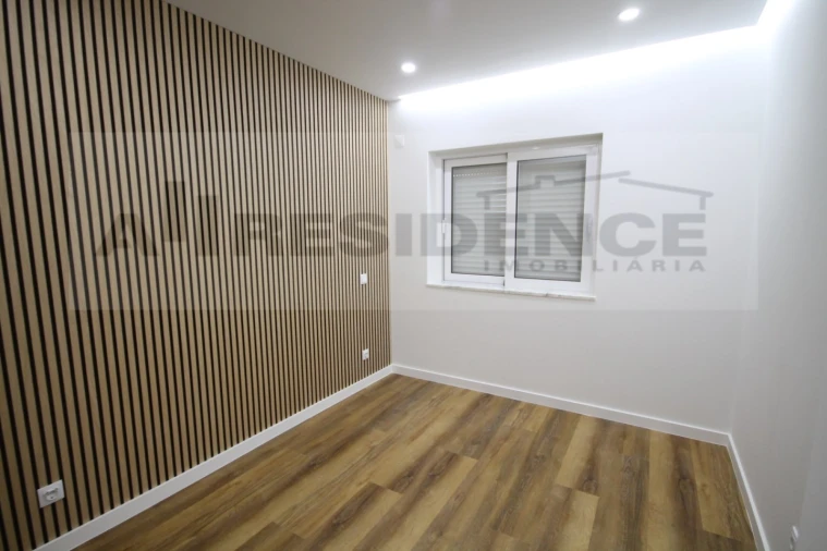 Apartamento T2 para Venda em Armação de Pera Foto 12