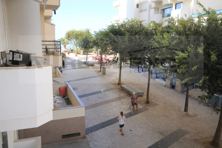 Apartamento T2 para Venda em Armação de Pera Foto 15