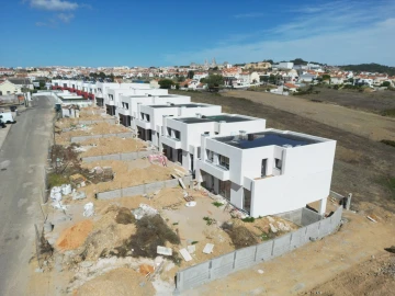 Moradia T4 para Venda em Mafra