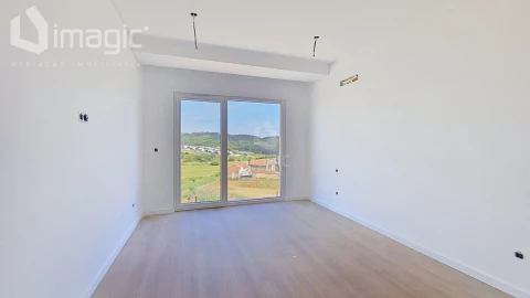 Moradia T4 para Venda em Mafra