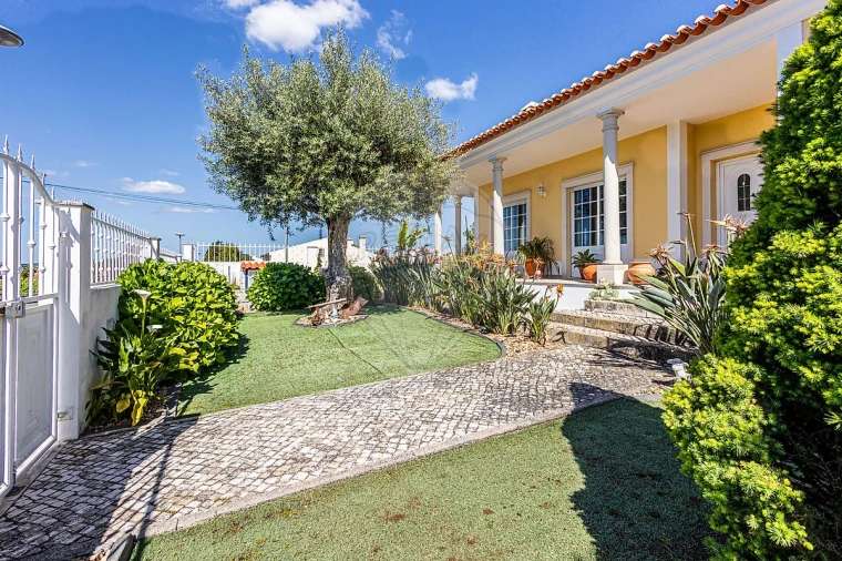 Moradia T4 para Venda em Alpiarça Foto 44