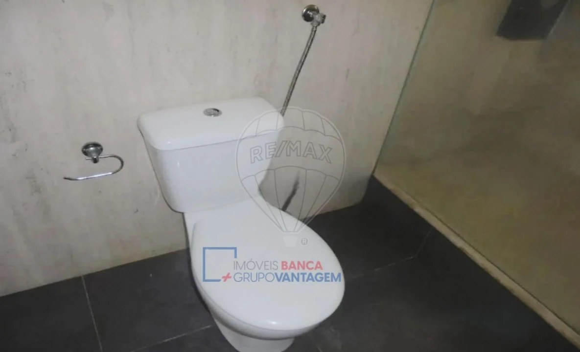 Apartamento T2 para Venda em Almeirim Foto 12