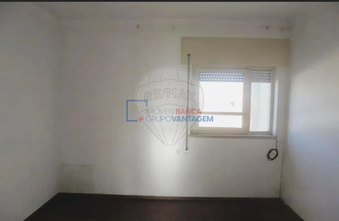 Apartamento T2 para Venda em Almeirim Foto 10