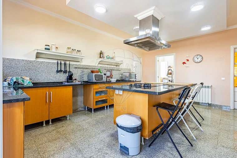 Moradia T5 para Venda em Alpiarça Foto 16