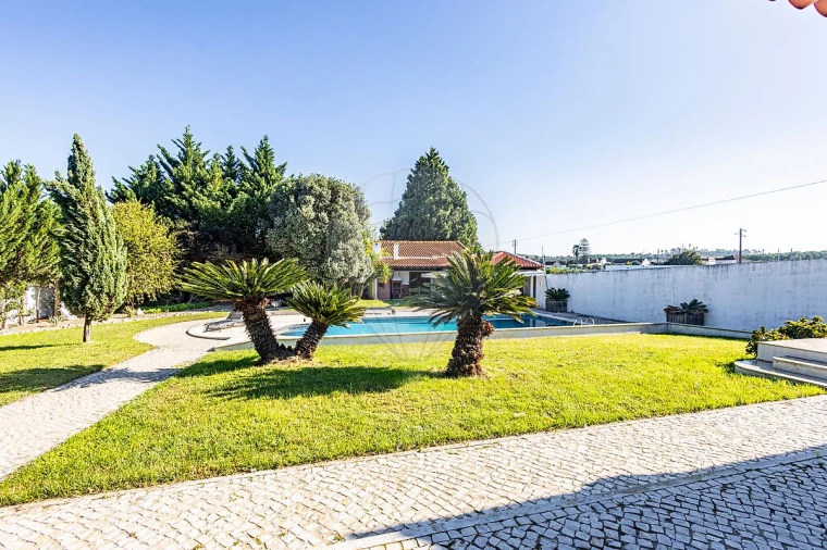 Moradia T5 para Venda em Alpiarça Foto 42