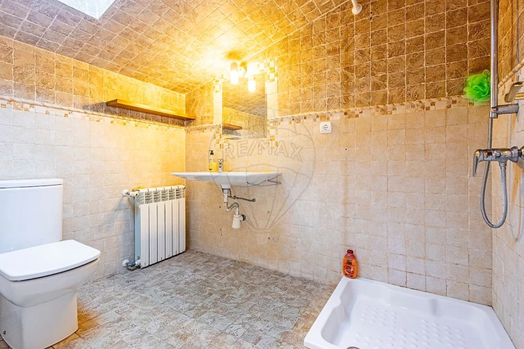 Moradia T5 para Venda em Alpiarça Foto 39