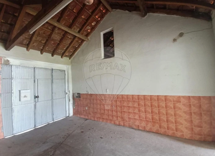 Moradia T3 para Venda em Benfica do Ribatejo Foto 8