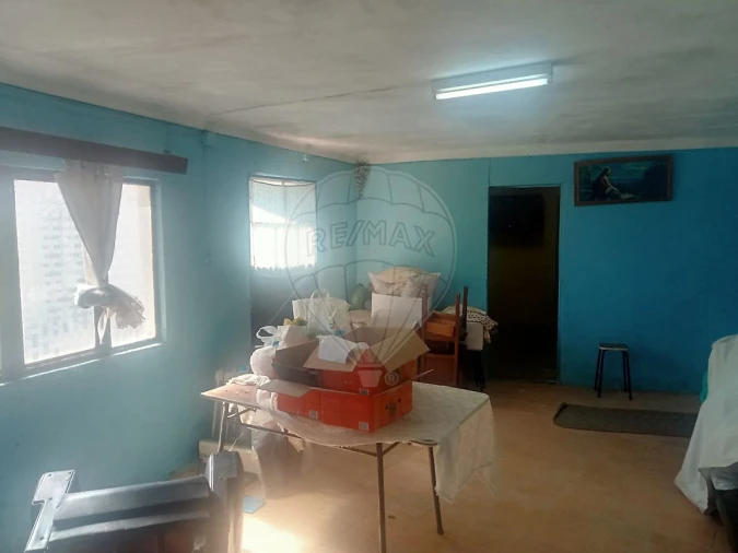 Moradia T2 para Venda em Aveiras de Cima Foto 8