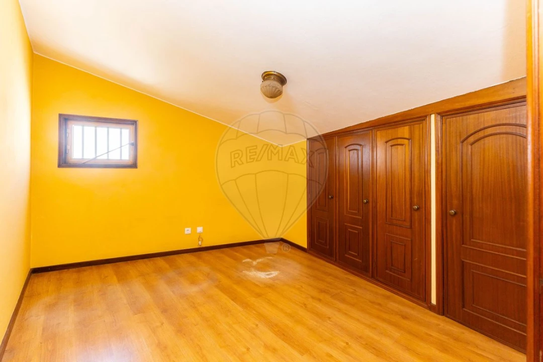 Moradia T4 para Venda em Rio Meão Foto 30