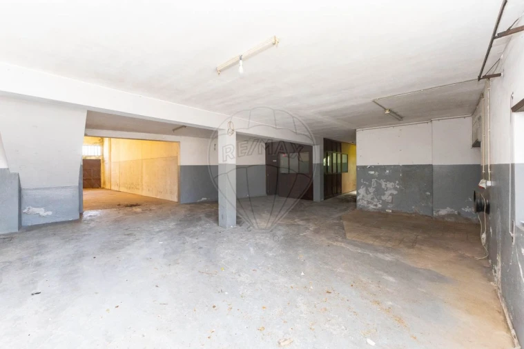 Moradia T4 para Venda em Rio Meão Foto 31