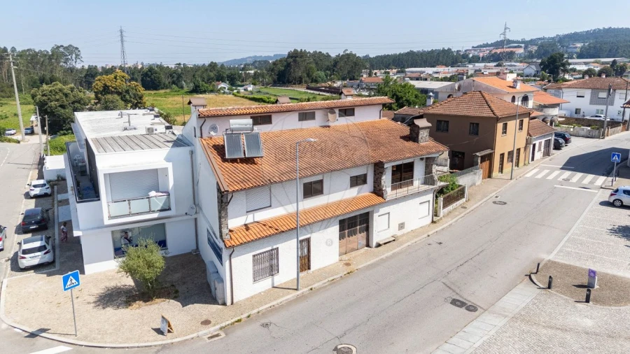 Moradia T4 para Venda em Rio Meão Foto 3