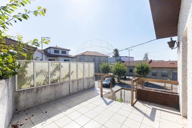 Moradia T4 para Venda em Rio Meão Foto 10