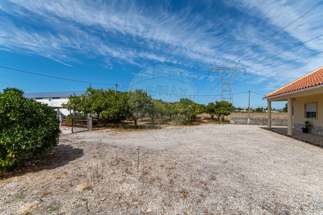 Moradia T3 para Venda em Samora Correia Foto 9