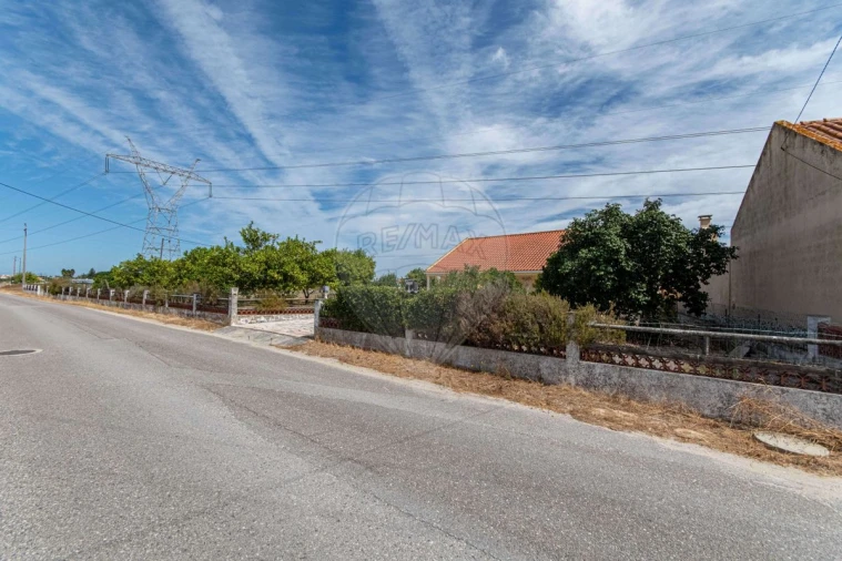 Moradia T3 para Venda em Samora Correia Foto 11