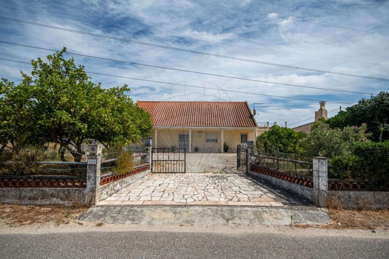 Moradia T3 para Venda em Samora Correia Foto 1
