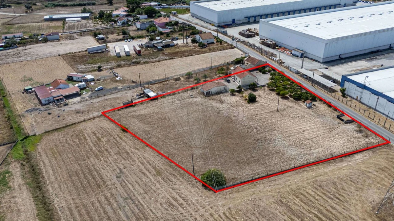 Moradia T3 para Venda em Samora Correia Foto 46