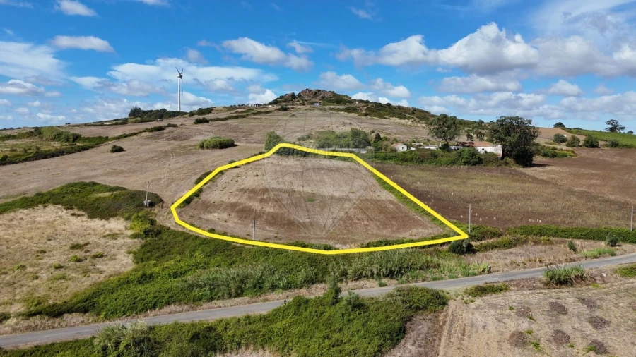 Terreno para Venda em Santo Quintino