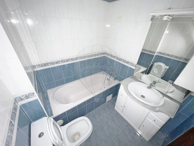 Apartamento T3 para Venda em Carregado e Cadafais Foto 22