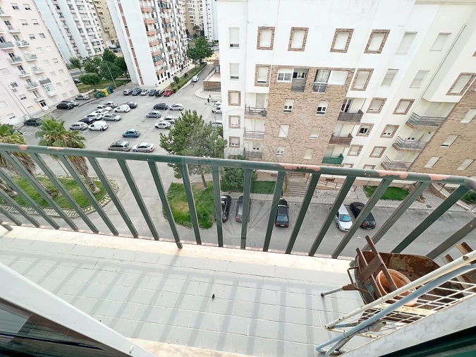 Apartamento T3 para Venda em Carregado e Cadafais Foto 19