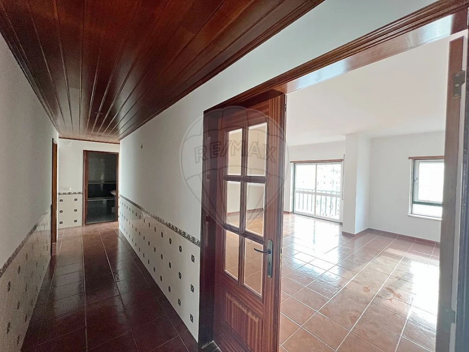 Apartamento T3 para Venda em Carregado e Cadafais Foto 30