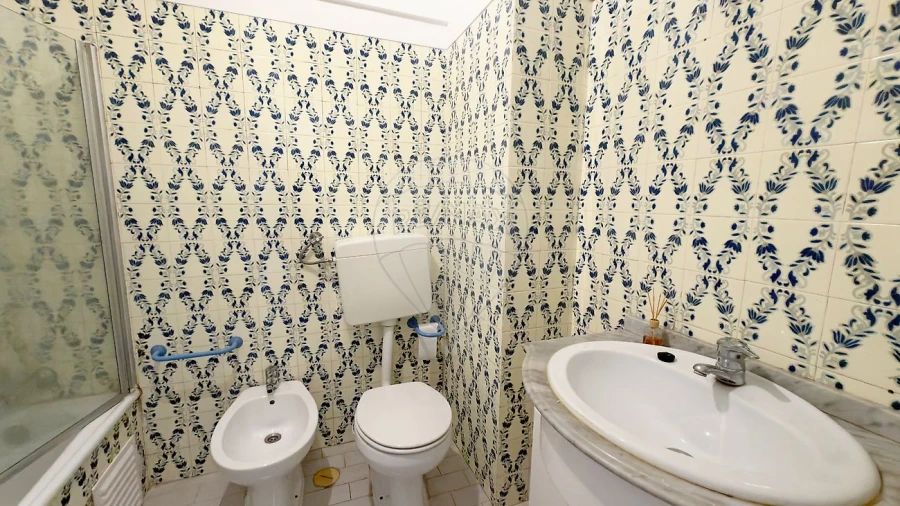 Apartamento T2 para Venda em Carregado e Cadafais Foto 27