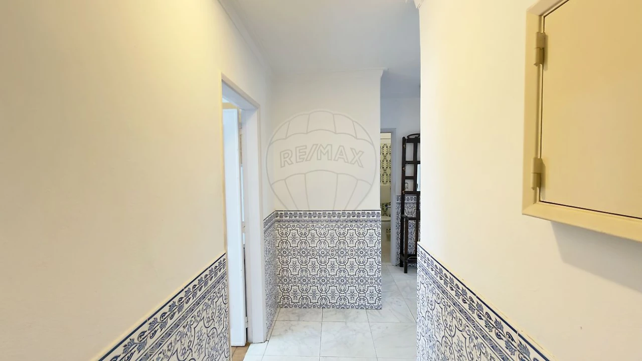 Apartamento T2 para Venda em Carregado e Cadafais Foto 6