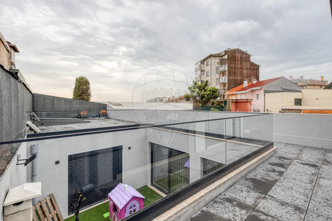 Moradia T3 para Venda em Matosinhos e Leça da Palmeira Foto 28