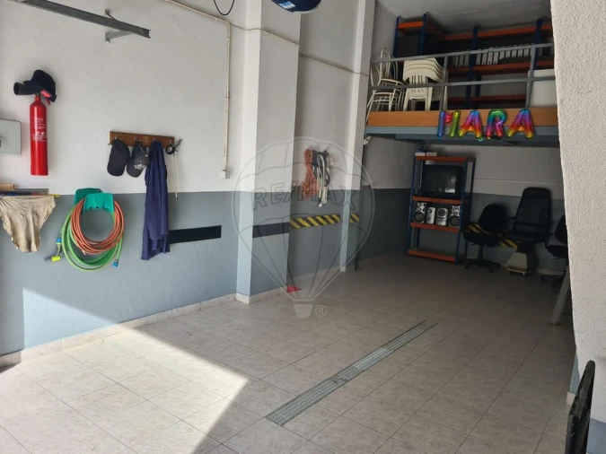Garagem para Venda em Alverca do Ribatejo e Sobralinho Foto 4