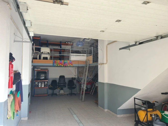 Garagem para Venda em Alverca do Ribatejo e Sobralinho Foto 11