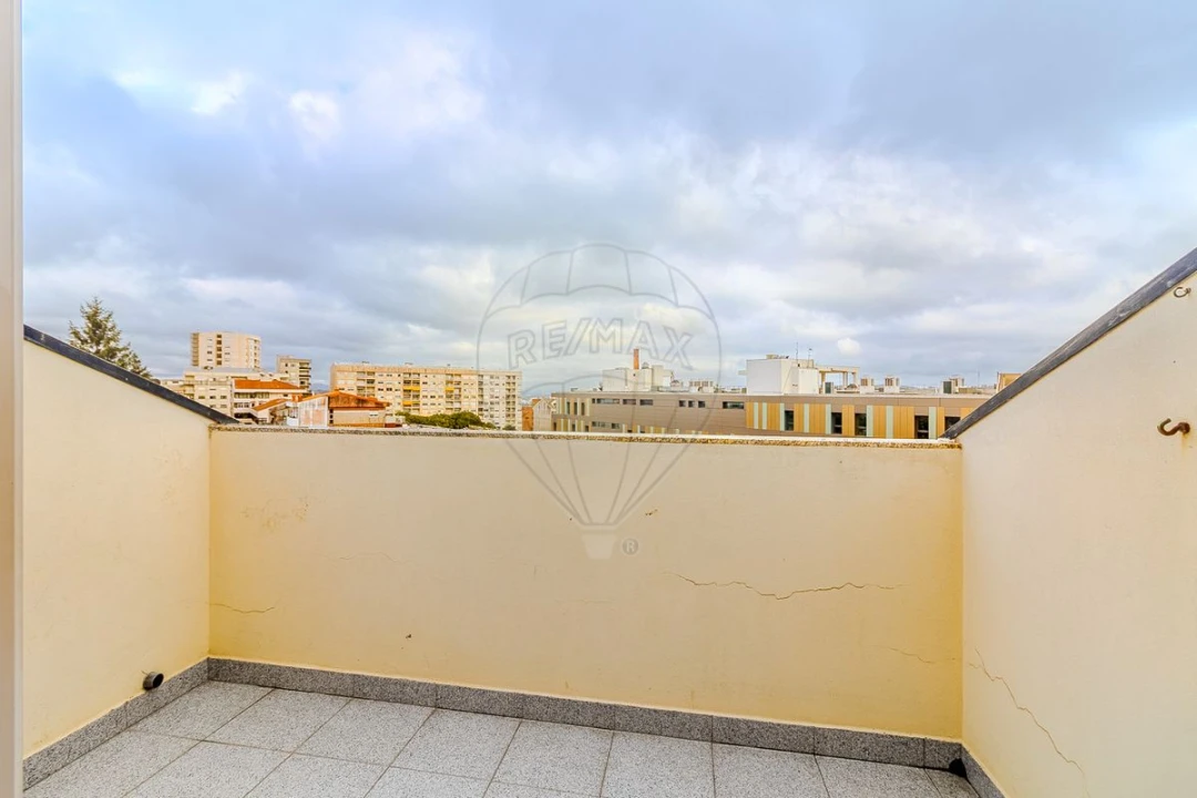 Apartamento T3 para Venda em Bonfim Foto 23